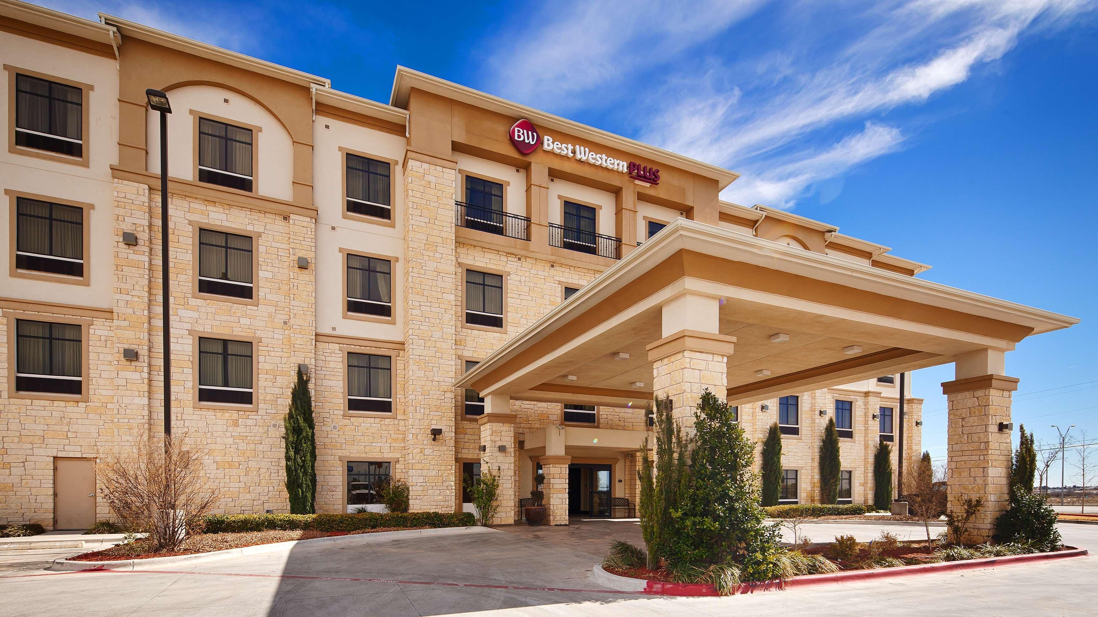 Best Western Plus Midland Suites Eksteriør bilde