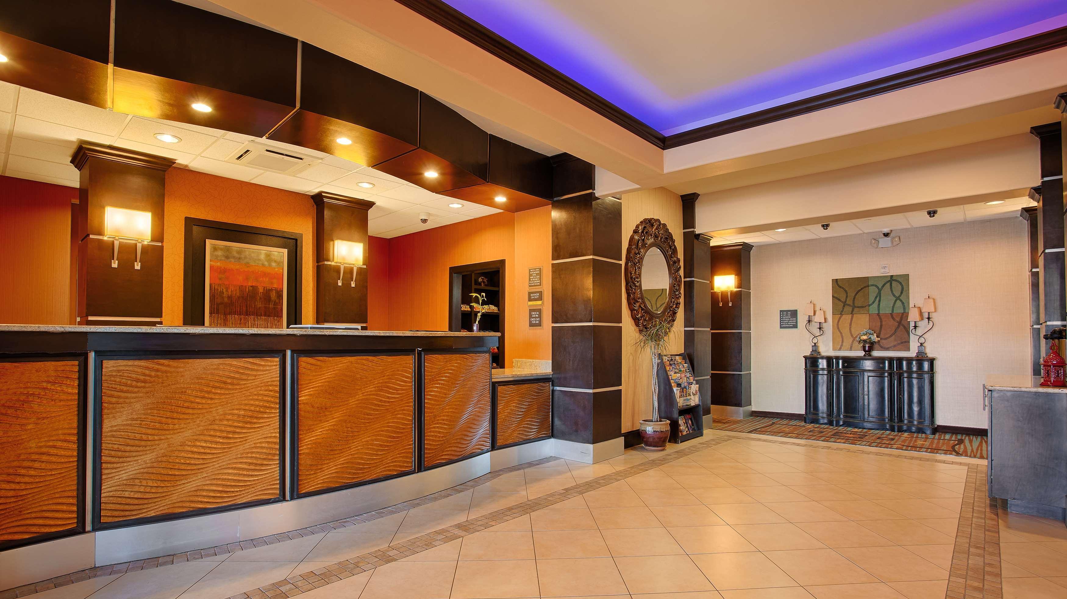 Best Western Plus Midland Suites Eksteriør bilde