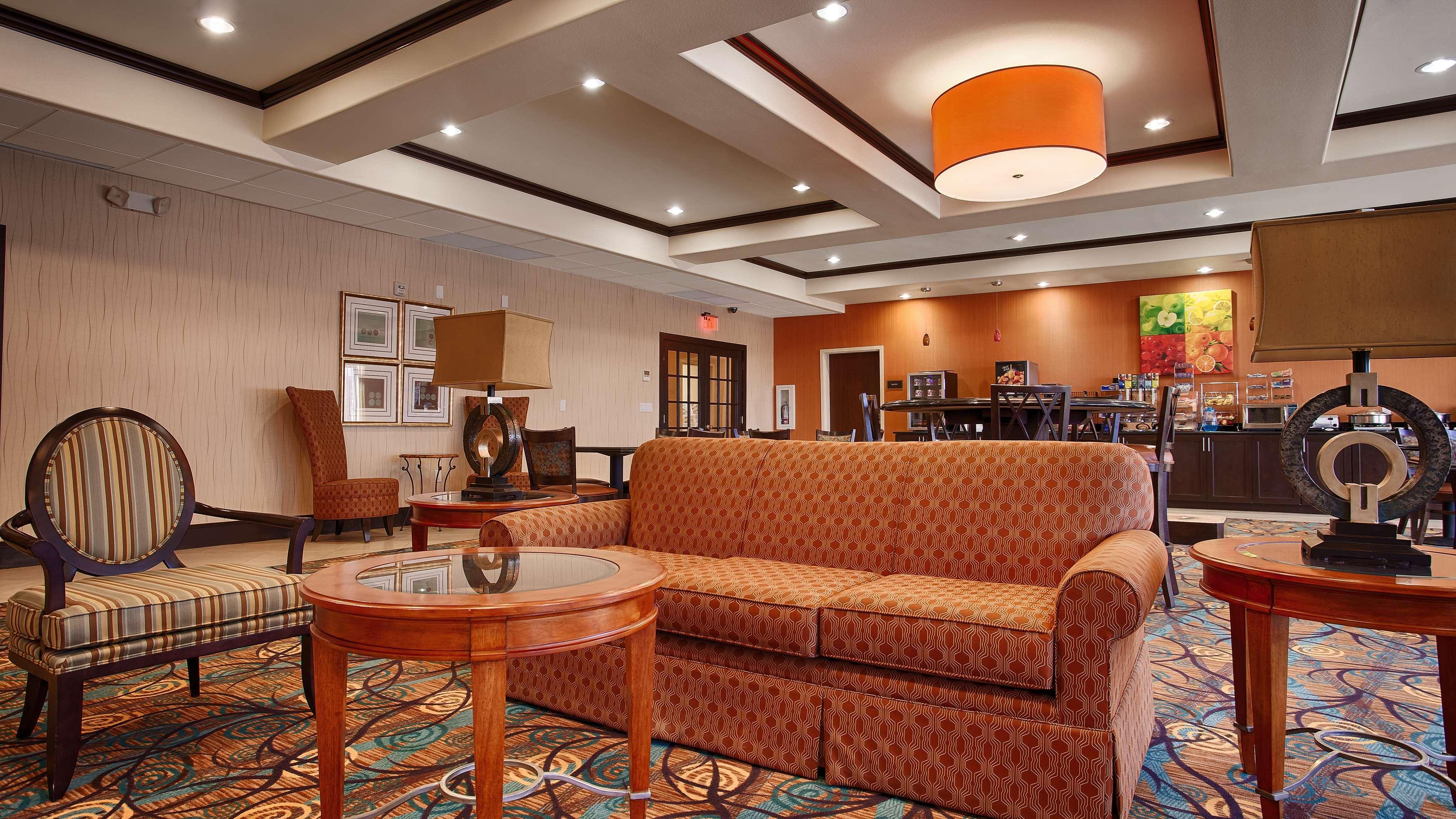 Best Western Plus Midland Suites Eksteriør bilde