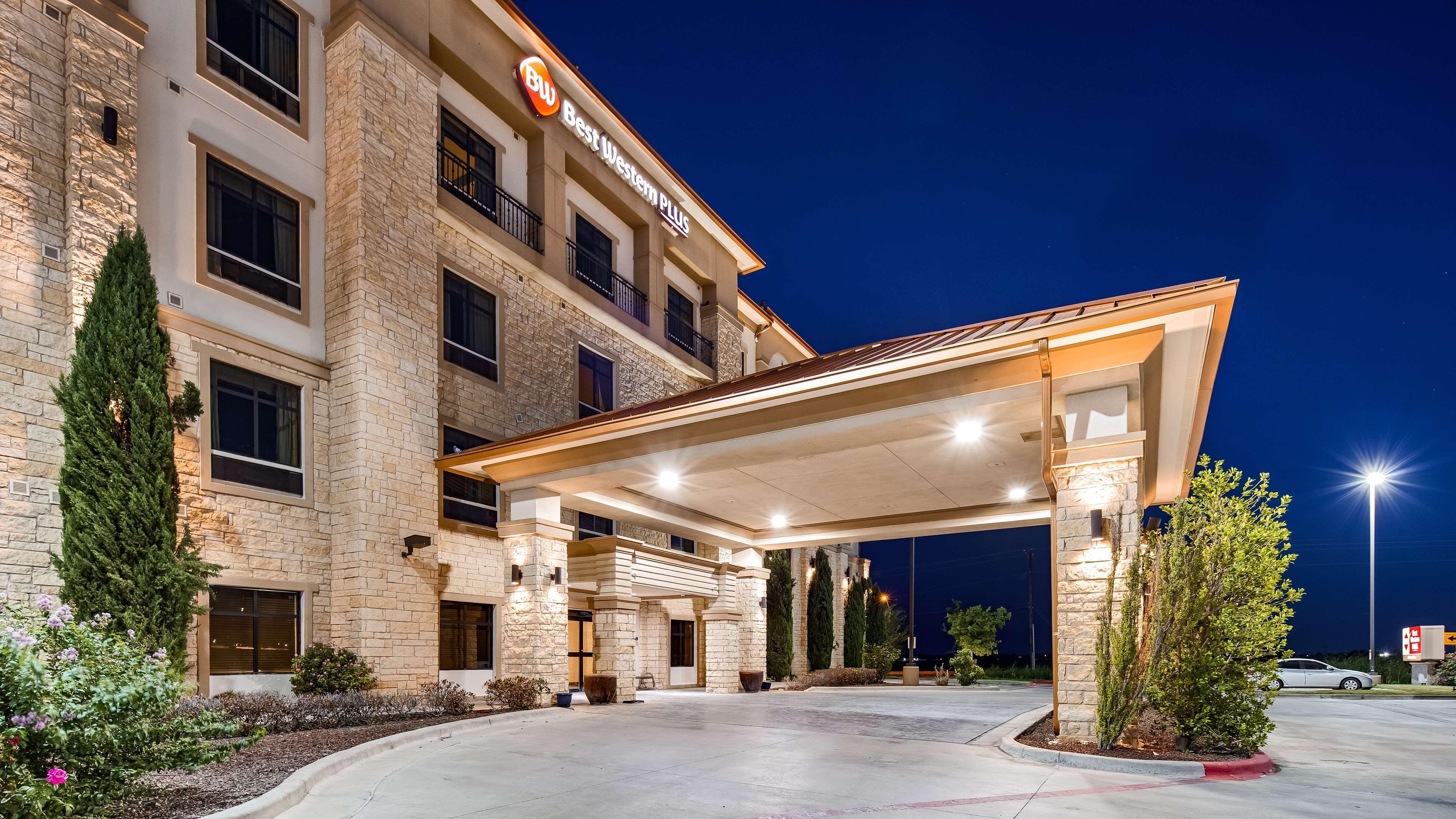 Best Western Plus Midland Suites Eksteriør bilde