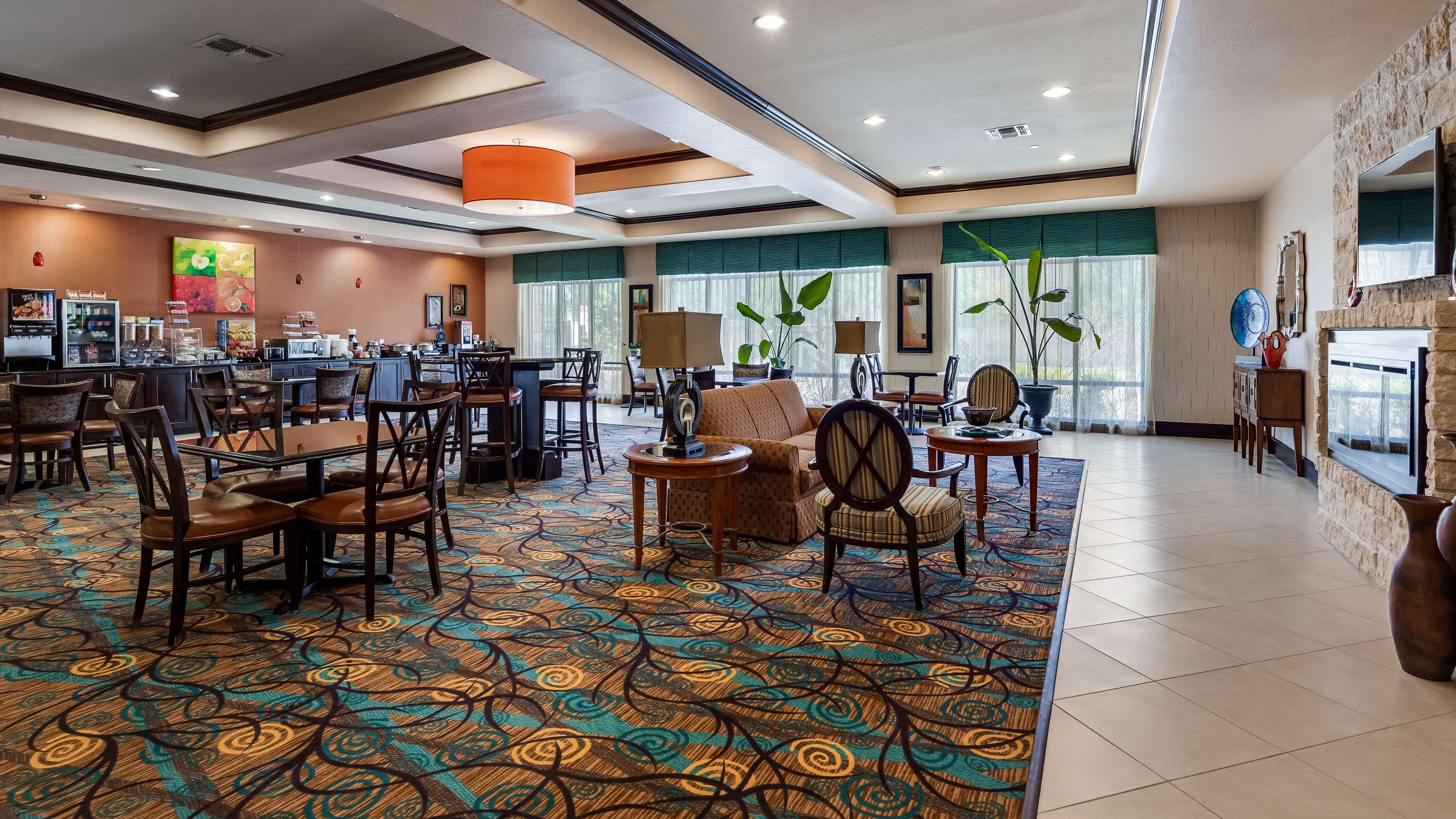 Best Western Plus Midland Suites Eksteriør bilde